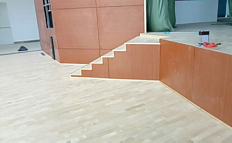 學(xué)校實(shí)木運(yùn)動(dòng)地板生產(chǎn)廠家