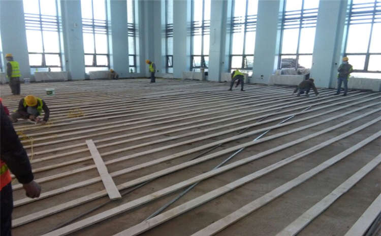 楓樺木體育運(yùn)動(dòng)地板哪個(gè)牌子好？