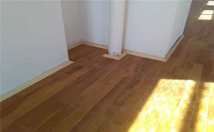 五角楓籃球運(yùn)動地板結(jié)構(gòu)