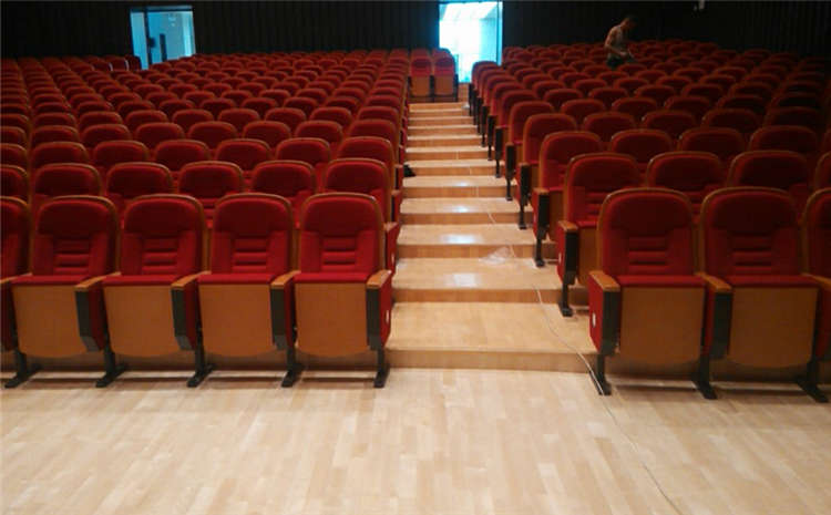 運(yùn)動(dòng)木地板漆面驗(yàn)收