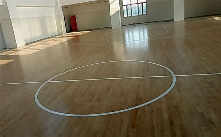 楓木體育場館木地板是多少錢