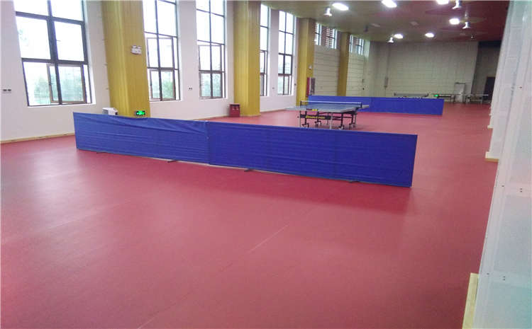 硬木企口籃球館木地板怎么維修？