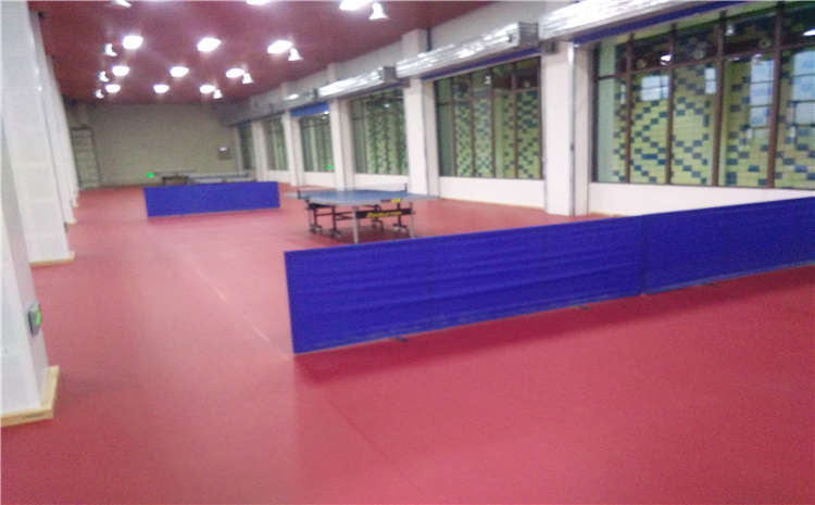 五角楓舞臺運(yùn)動木地板報價