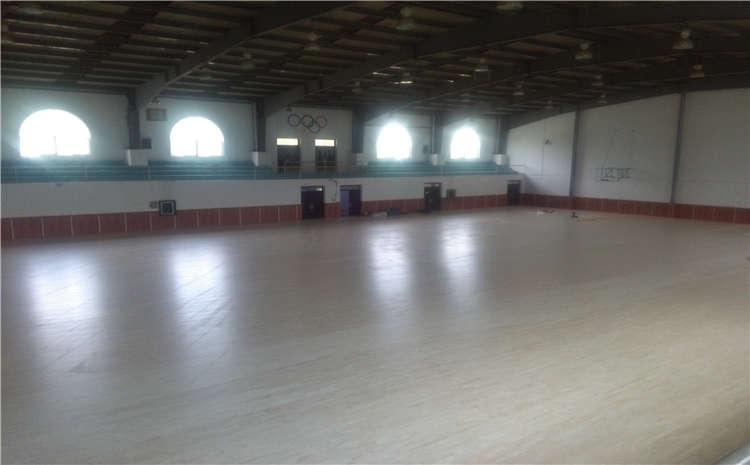 運(yùn)動(dòng)木地板打磨翻新