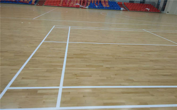 松木體育館實木地板單層龍骨結構