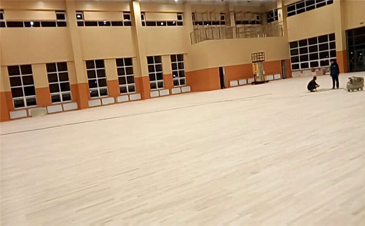 體育木地板上下龍骨如何安裝