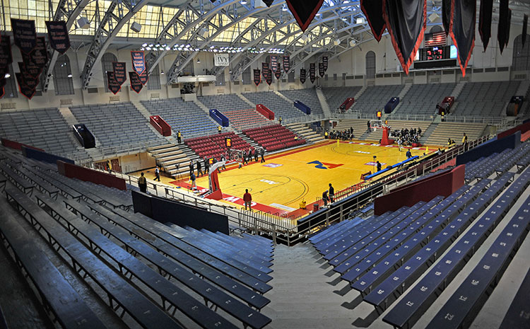 松木怎么保養(yǎng)？運(yùn)動木地板