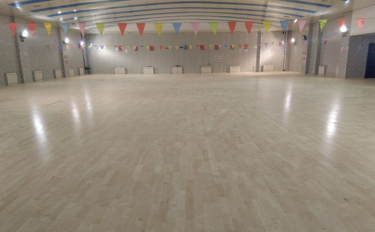 上海室內(nèi)運(yùn)動(dòng)木地板報(bào)價(jià)多少