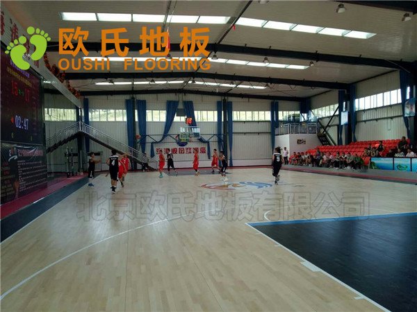 秦皇島海濤萬福公司籃球館木地板項目