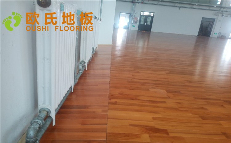 烏魯木齊市烏蘇市南區(qū)第二中學(xué)體育館木地板項(xiàng)目——?dú)W氏實(shí)木運(yùn)動地板