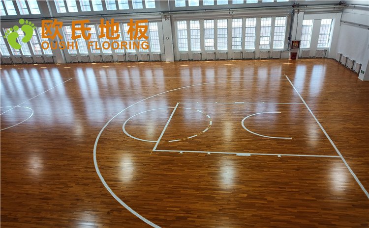 烏魯木齊市烏蘇市南區(qū)第二中學(xué)體育館木地板項(xiàng)目——?dú)W氏實(shí)木運(yùn)動地板