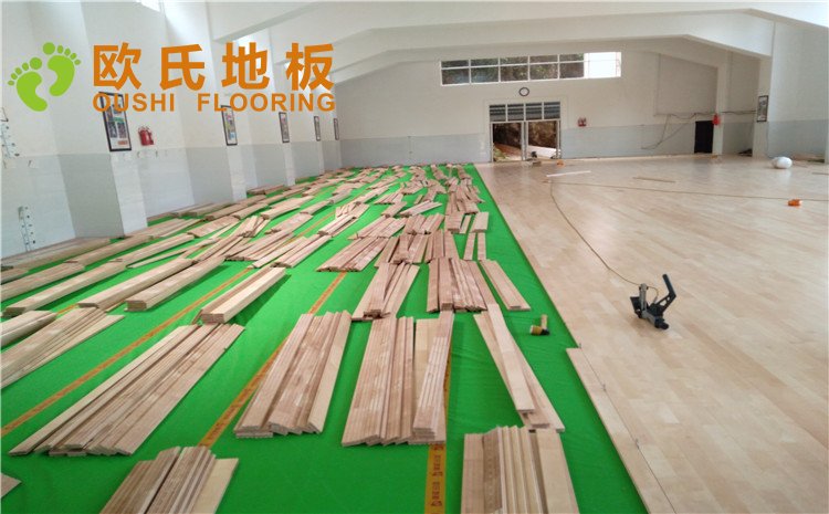 云南省紅河州個舊市綠春小學(xué)體育館木地板項目——歐氏實木運動地板