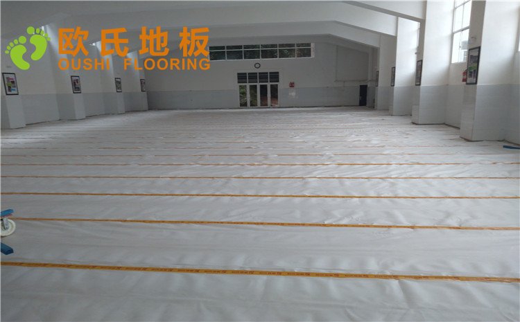 云南省紅河州個舊市綠春小學(xué)體育館木地板項目——歐氏實木運動地板