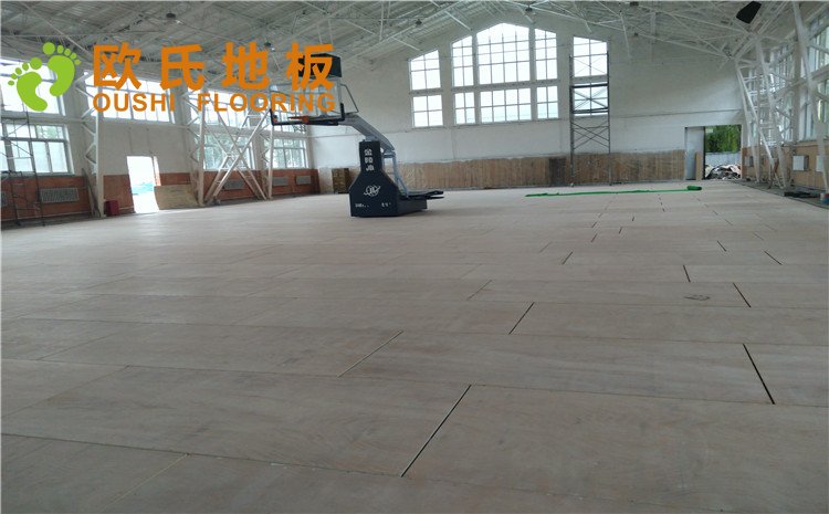 內(nèi)蒙古呼和浩特賽罕區(qū)師范大學(xué)體育學(xué)院訓(xùn)練館運(yùn)動木地板項目—歐氏實木運(yùn)動地板